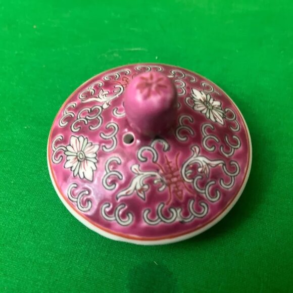 Chinese Jingdezhen Mun Shou Longevity‎ Porcelain teapot, cups, plate - Picture 10 of 11